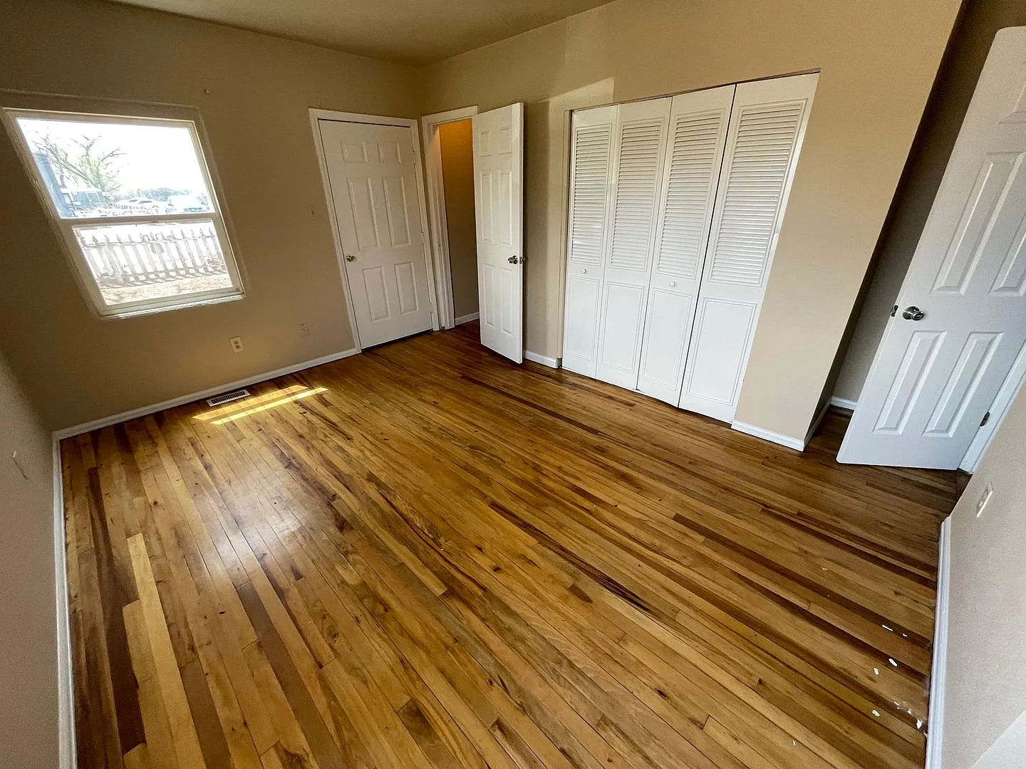 Great Home In Downtown Fountain! — Photo 4