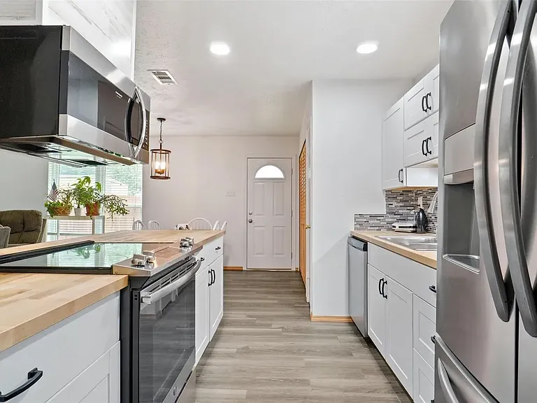 6512 Scarborough Pl — Photo 6