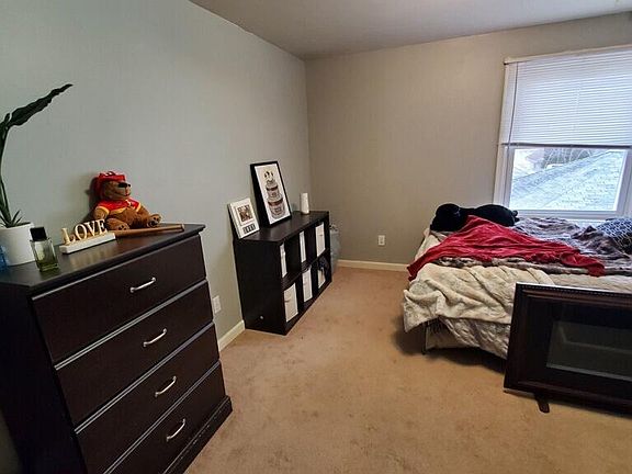 4th image of 115 Tremaine Ave Floor 2