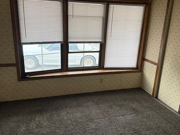 2nd image of 905 W 37th Ave #38