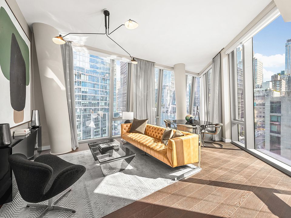 1st image of 645 W 59th St APT 2101
