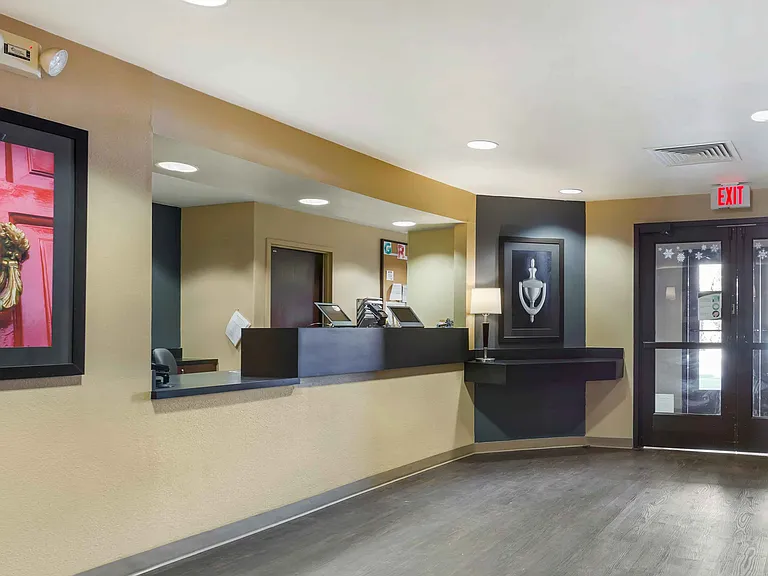 Lobby and Guest Check-in