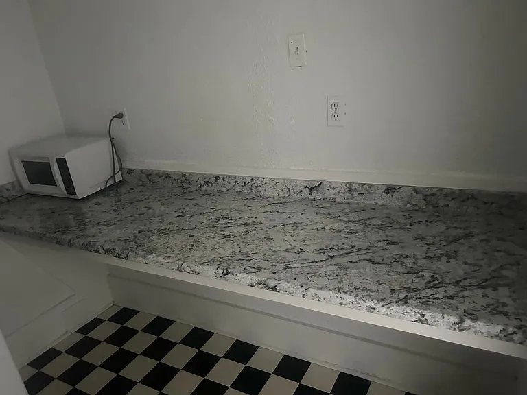 Westboro Apartments — Photo 21