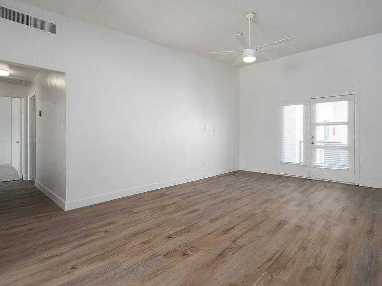 2 bed, 2 bath, new paint throughout