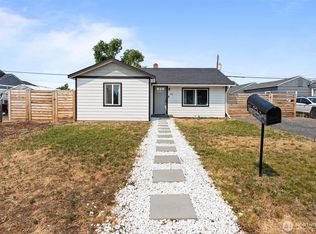 135 F St SE, Ephrata, WA 98823