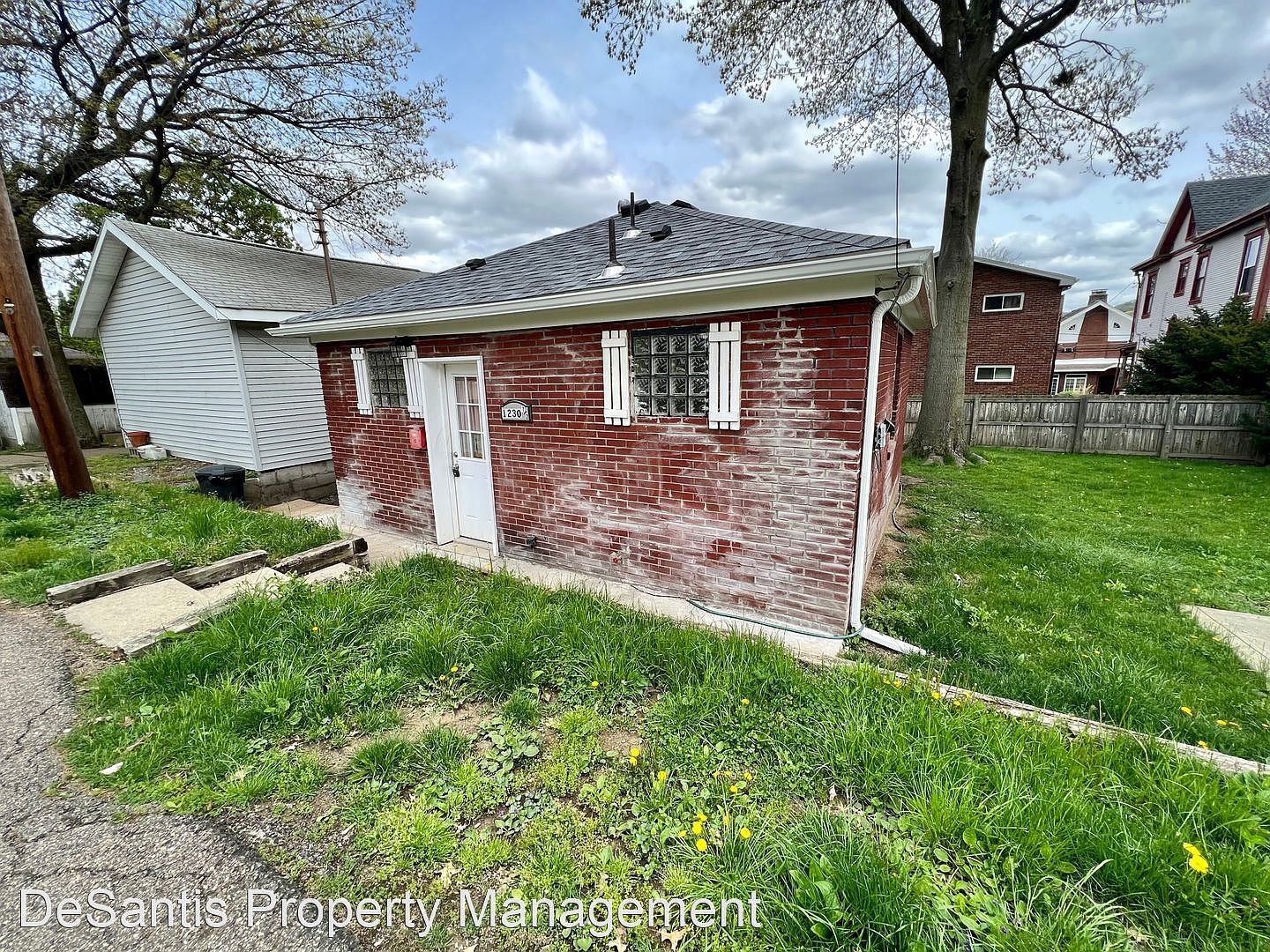 1230 1/2 Ridge Ave, Coraopolis, PA 15108 Zillow