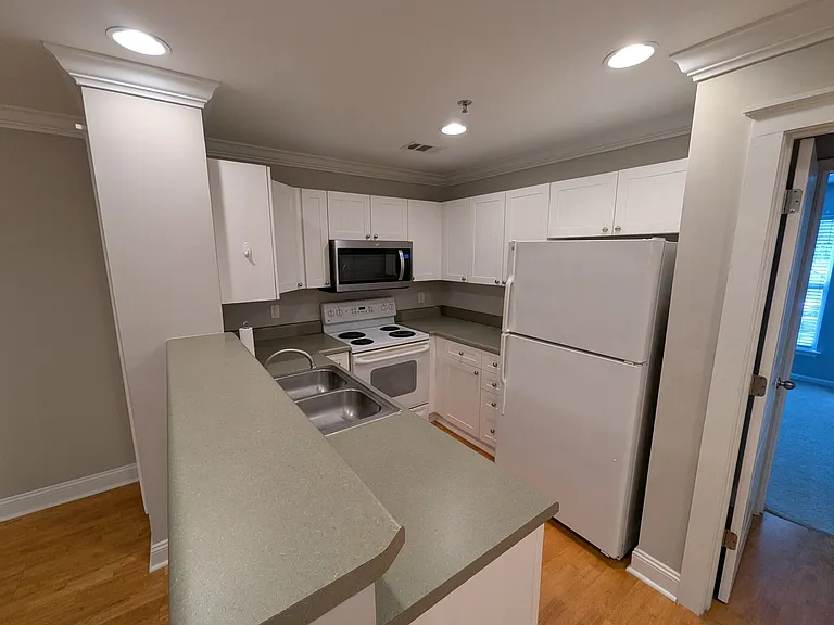 490 Barnett Shoals Rd #913 — Photo 14