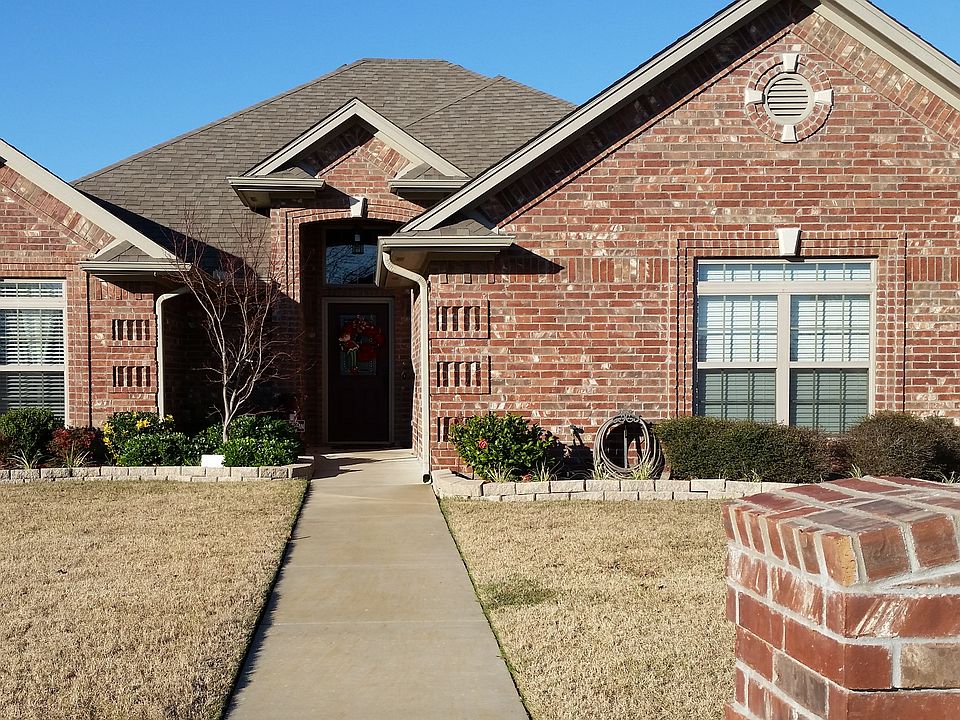 1st image of 1725 Meadowbriar Dr