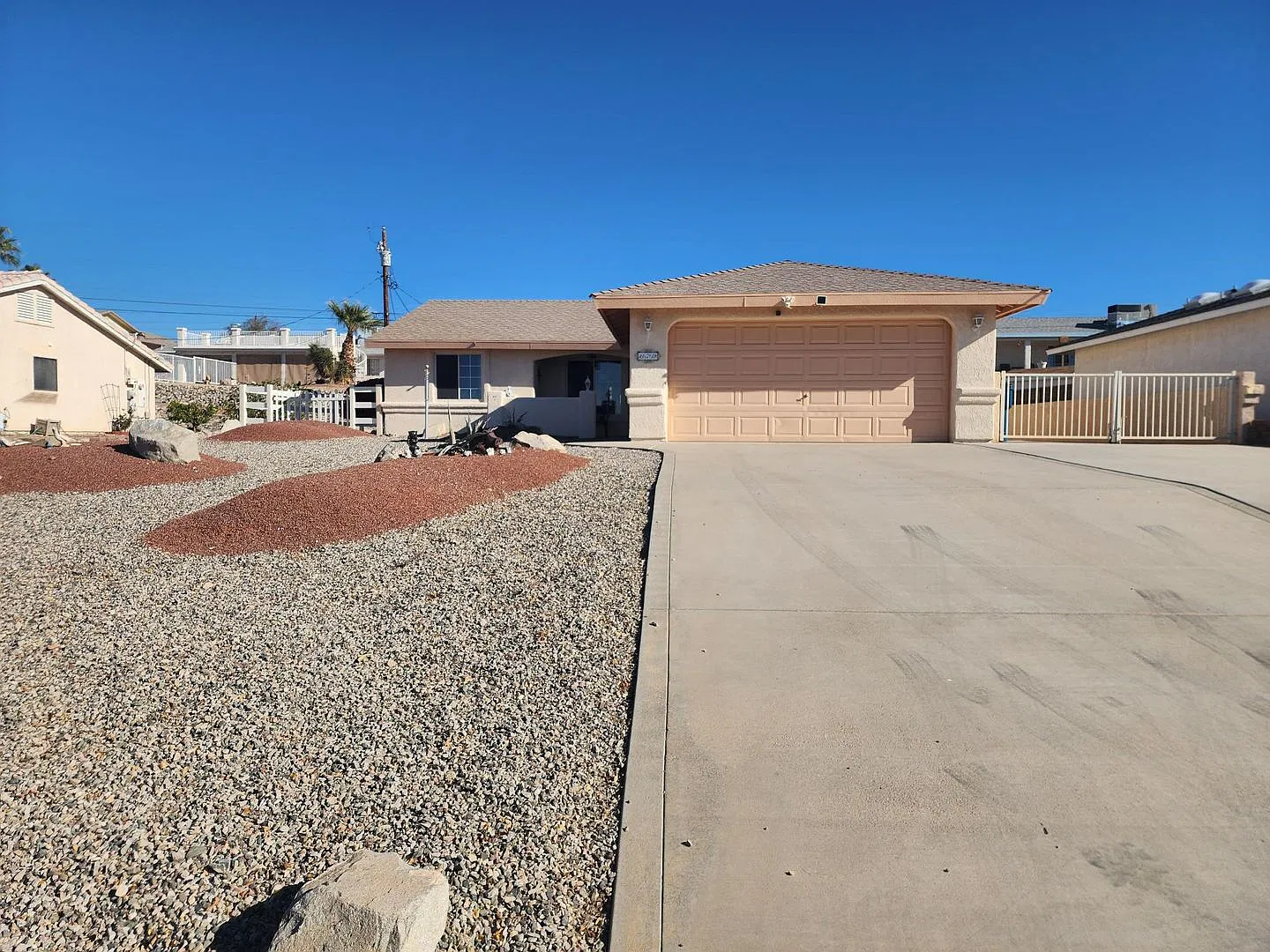 WInter Rental — Photo 1
