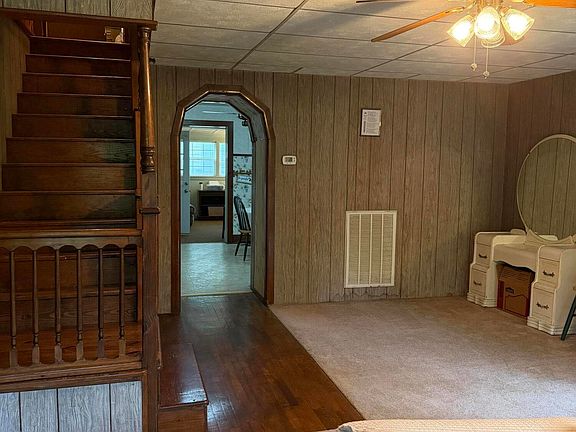 4th image of 1142 Old Pineville Rd
