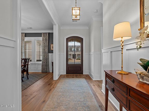 4th image of 3709 Ashford Place