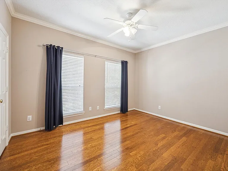 2802 Briarhurst Park — Photo 20