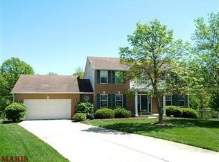 2313 Fox Hound Ct, Lake Saint Louis, MO