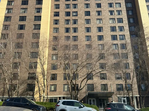 600 E 8th St, Kansas City, MO 64106