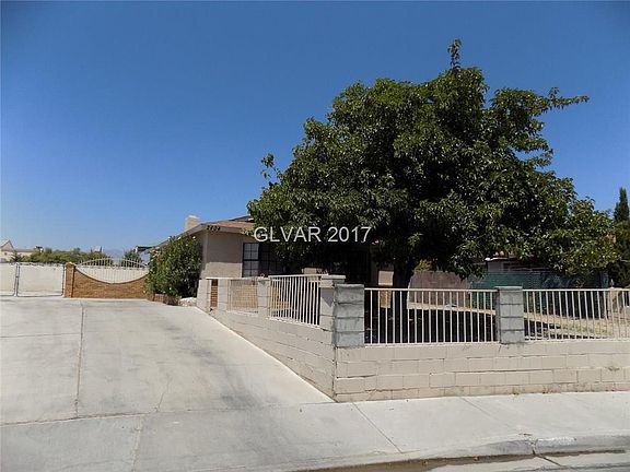 2nd image of 2404 Valparaiso St
