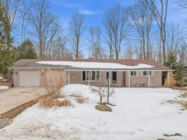 26 Mapleport Cres, South Bruce Peninsula, ON N0H 2G0