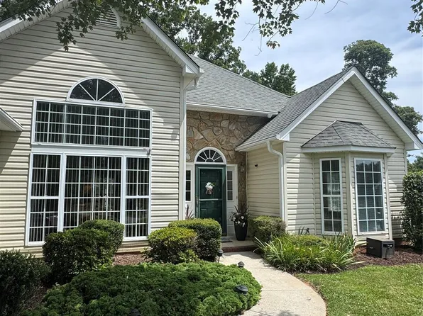 122 Nantucket Ct, Mooresville, NC 28117