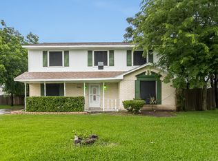 11707 Seawood Dr, Houston, TX 77089