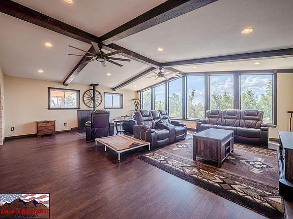 4th image of 21 Mountainview Rd