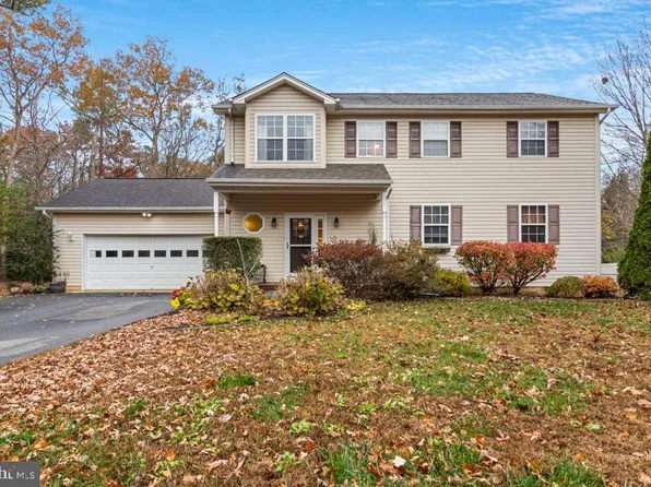 18425 Matthews Dr, Lexington Park, MD 20653