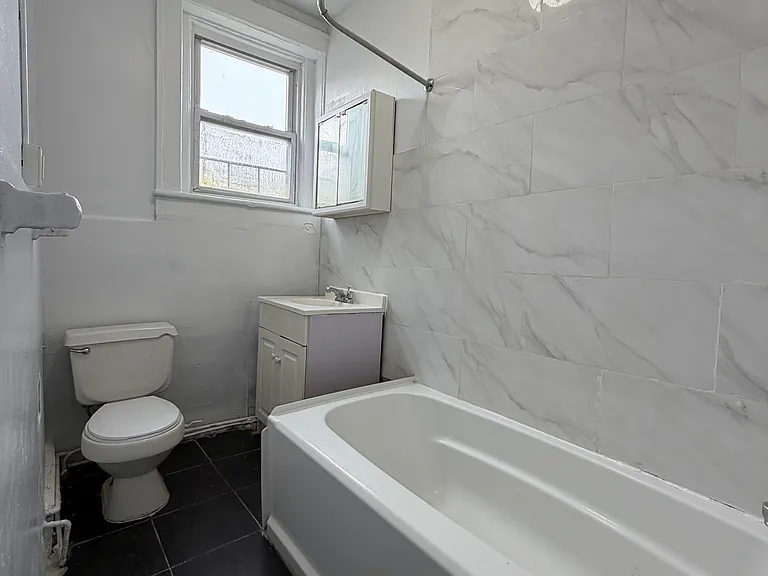 107 Elm St #9 — Photo 7