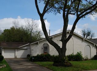 10919 Silkwood Dr, Houston, TX 77031
