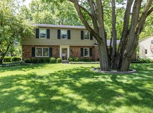 11424 Dona Dr, Carmel, IN 46033