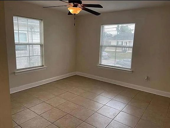 2nd image of 5326 Warrington Dr #1