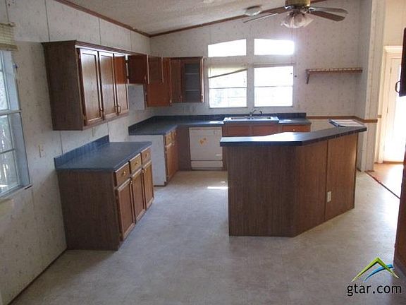 5th image of 23137 Lakeside Dr