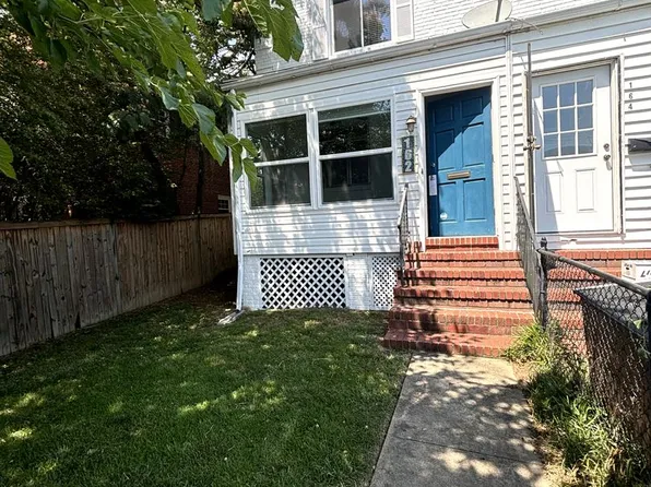 162 Wesmond Dr, Alexandria, VA 22305
