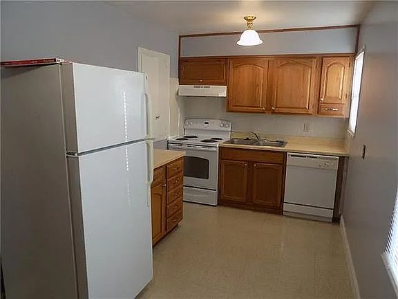 Kitchen has table space - no formal dining room in this home