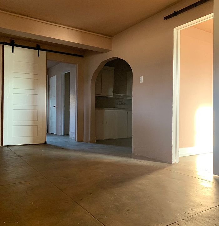 1st image of 2201 E Yandell Dr #5