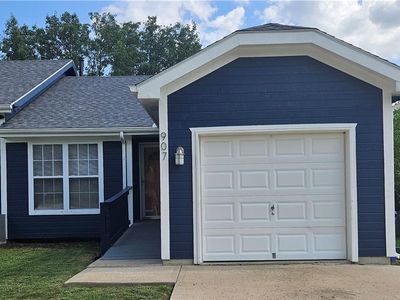 907 Bunting Ln, Liberty, MO, 64068