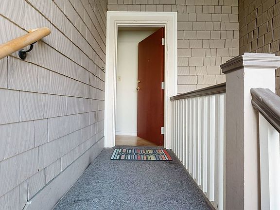 3rd image of 59 Bellair Pl