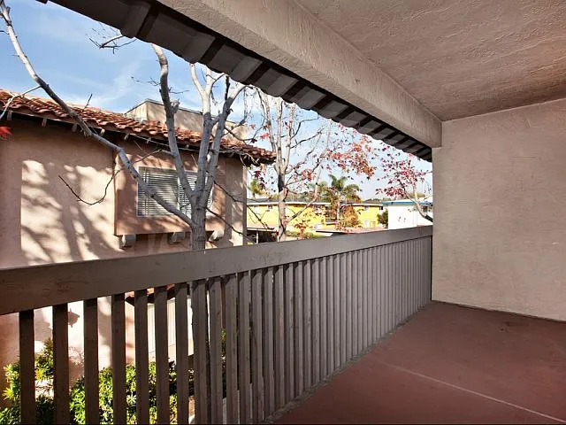 575 D St Chula Vista CA 91910-Balcony
