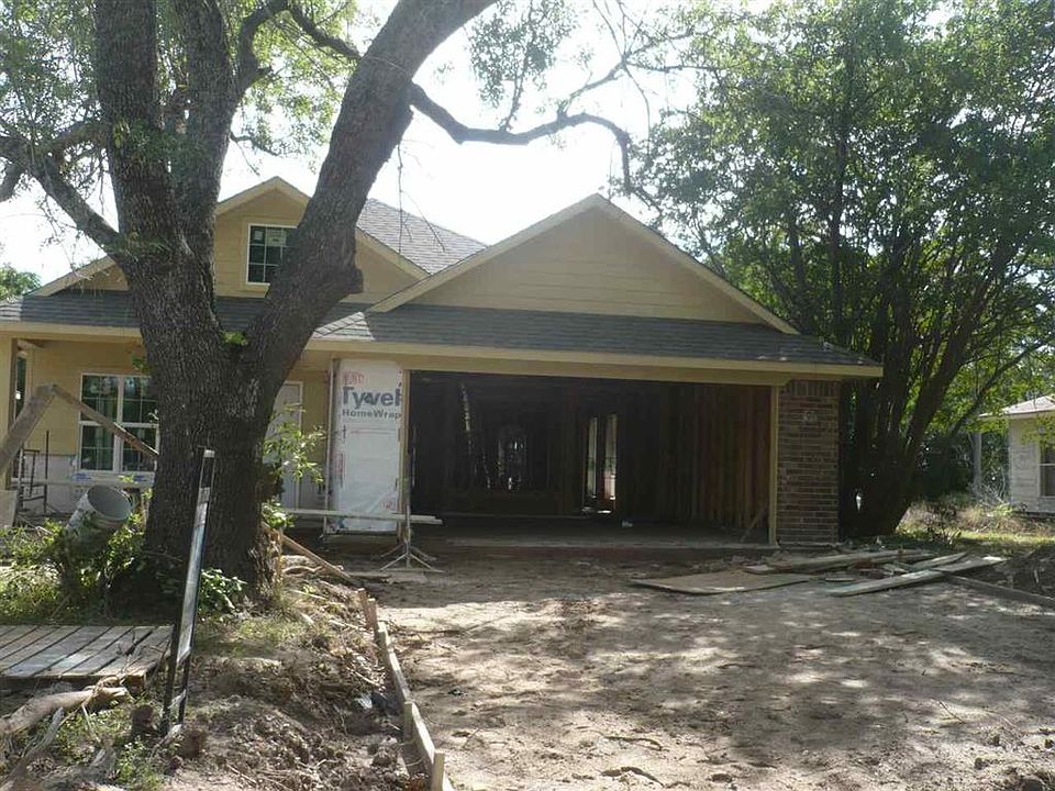 1st image of 308 N Bermuda St