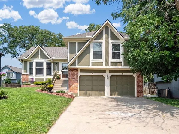22530 W 64th Ter, Shawnee, KS 66226