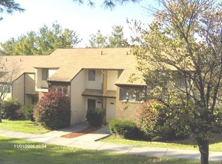 335 Shenandoah Cir, Blacksburg, VA 24060