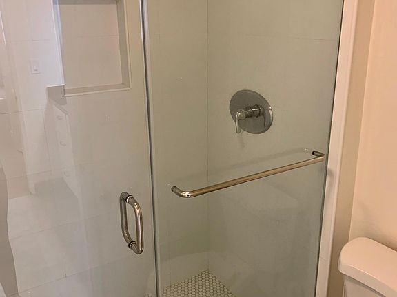 5th image of 642 W Knoll Dr APT 104
