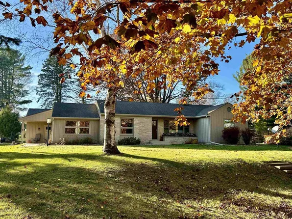 1524 Briarwood ROAD, Sheboygan, WI 53083
