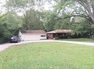 2106 Diefenbach Rd, Evansville, IN 47720