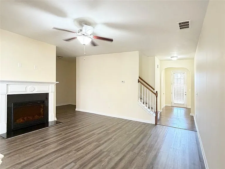 3712 Brockenhurst Dr — Photo 8