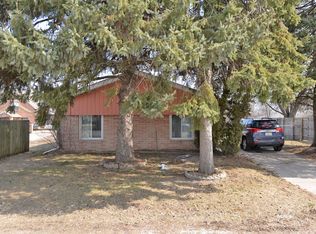 3039 Hickory Grove Ave, Mount Pleasant, WI 53403