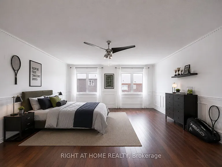 11 Amstel Ave — Photo 22