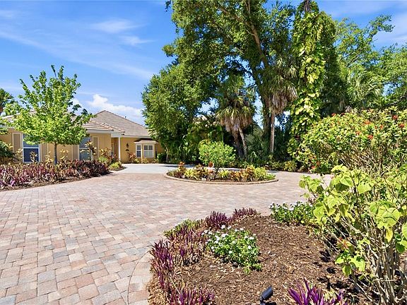 4th image of 51 Golf View Dr