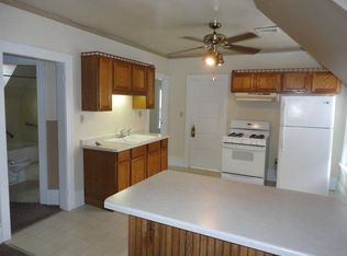 2216 S 30th St, Milwaukee, WI 53215