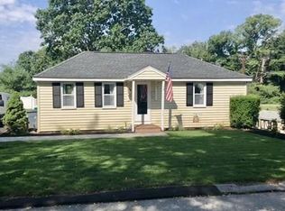 10 Wedgewood Ave, Billerica, MA 01821