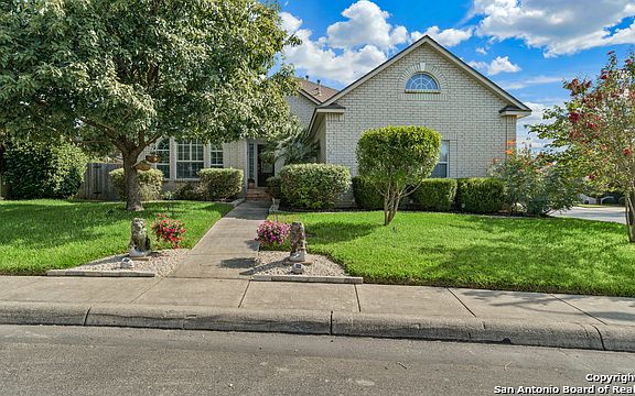 5th image of 2719 Glenbrook Way