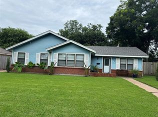 509 23rd Ave N, Texas City, TX 77590