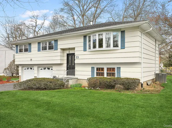 23 Will Rogers Lane, Nanuet, NY 10954